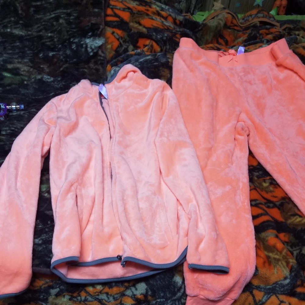 Soft jump suit